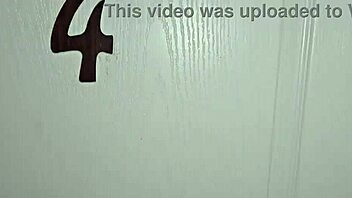 Pizza delivery turns into messy dp and cum play for bille star