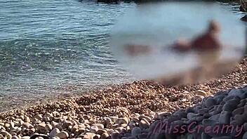 Caught on beach during handjob fun