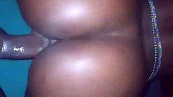Pose your ass on my twisted cock right now