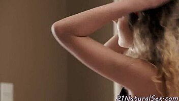 Smalltits euro model gets sprayed with jizz after erotic session