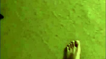 Submissive woman serves in rough homemade play
