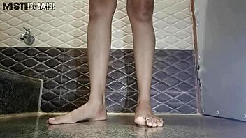 Desi bhabi hard sex with her driver