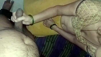 Hot girl gives handjob before sex