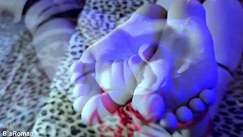 Tickling her soles was a dream come true in the session