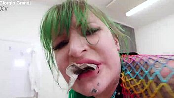 Reload dap alexxa vice takes intense anal fisting