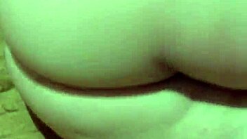 close up solo pussy play at home