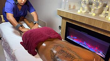 leyne rodriguez - mindful touch & stress reducing massage session