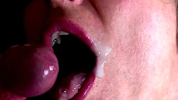 Hot Fetish Milf Slut Shows Off Body