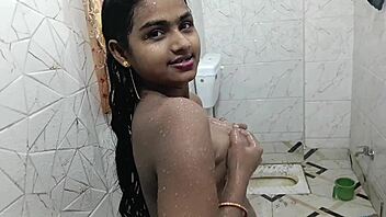 Desi wife rides passionately in real homemade hardcore session