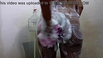 my real wife shower latina casera ba��ndose en regadera video consensuado homemade