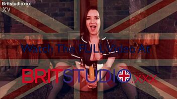 Hot british nurse shows banana joi technique