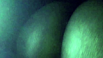 Big curvy booty ass shaking