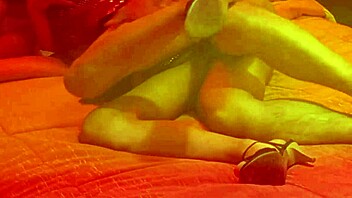 La Tentacion Que Aparecio De Madrugada In Sexy Lingerie