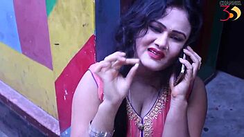 Aunty with big ass gets smoking and enjoying it in movie