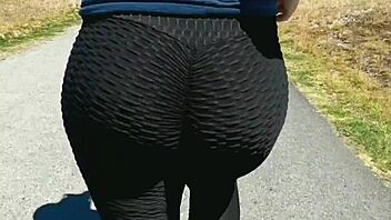 Hot mom in leggings and booty gets a closeup